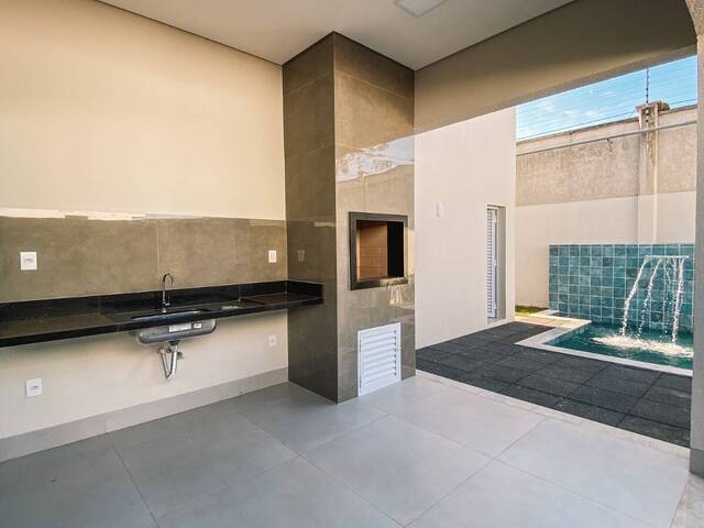 #2 - Casa para Venda em Cuiabá - MT - 3