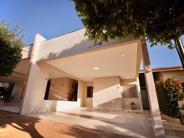 #14 - Casa para Venda em Várzea Grande - MT - 2