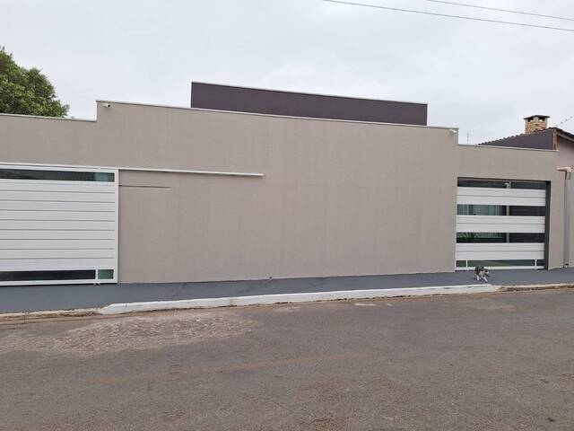 #24 - Casa para Venda em Cuiabá - MT - 2